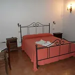 Tre Querce Di Guerrini Gian Carlo Διαμέρισμα *